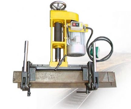 點擊查看詳細信息<br>標(biāo)題：三相電動鋼軌鉆孔機 閱讀次數(shù)：2511