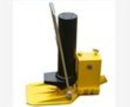 點(diǎn)擊查看詳細(xì)信息<br>標(biāo)題：GYQD-196型寬枕板起道器 閱讀次數(shù)：2630